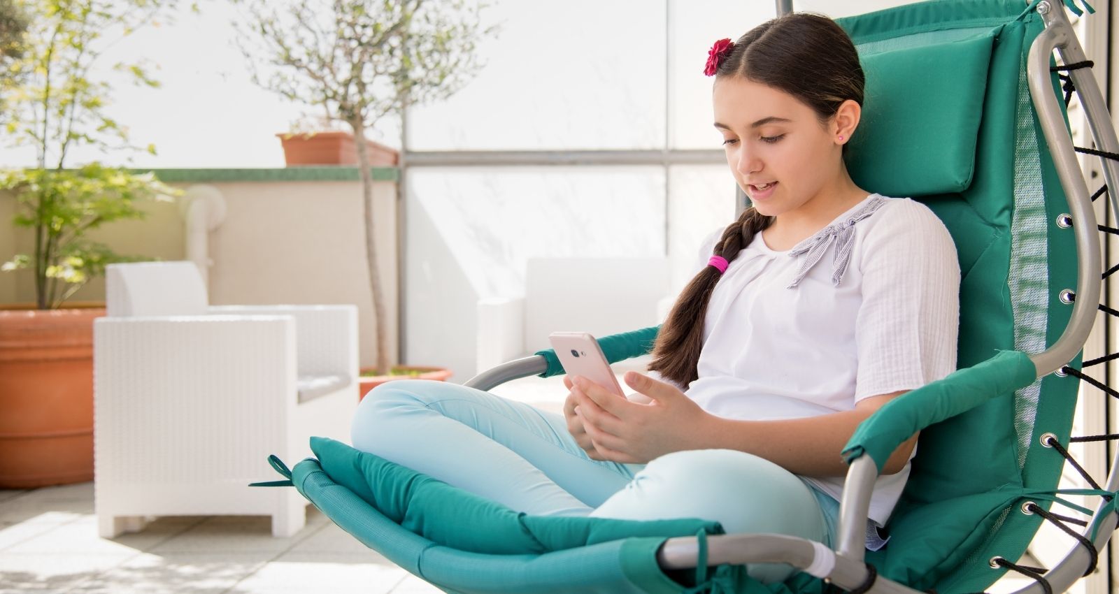 Zero Gravity Outdoor Chair: Why Your Back Probably Needs One